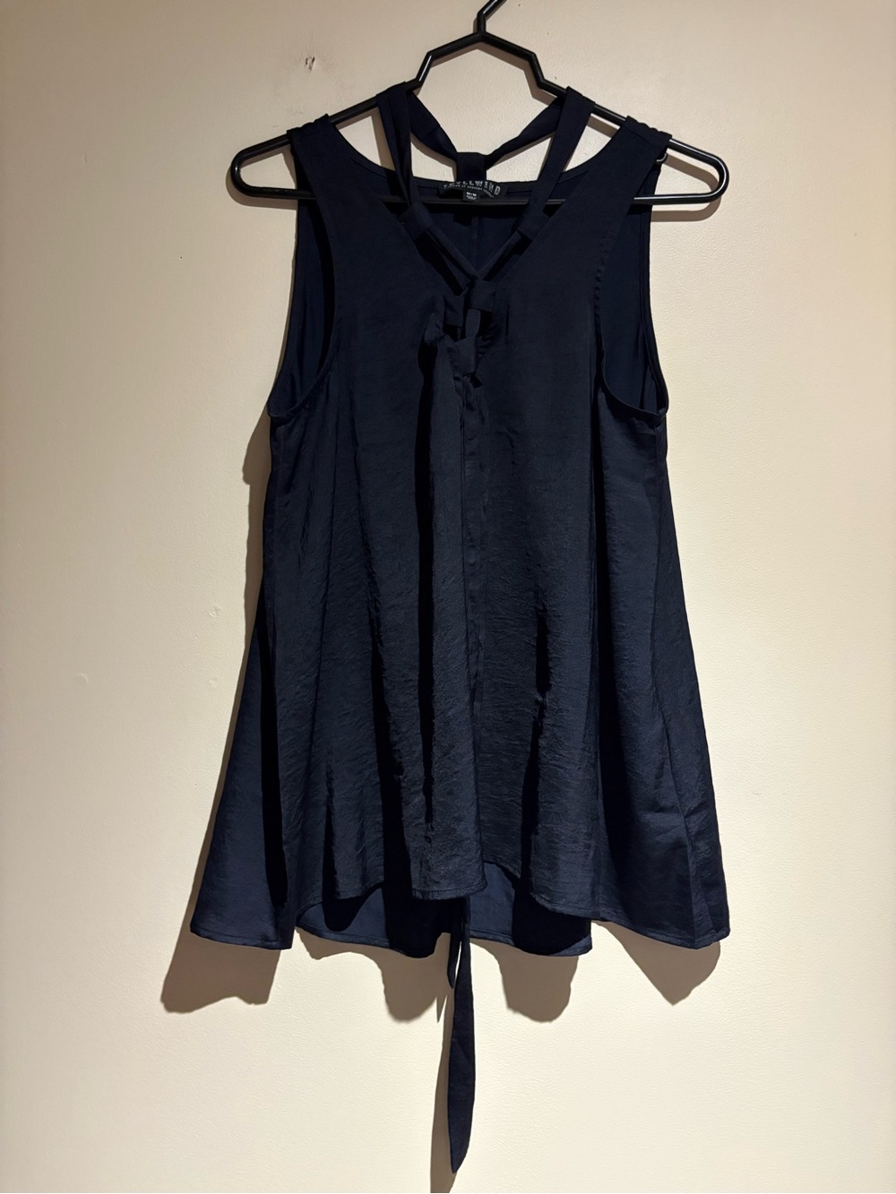 Idyllwind Criss Cross Front Tank Size Medium Black Western Country Cowgirl Boho